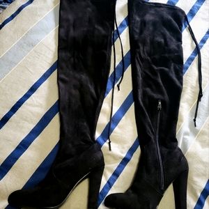 Womans Thigh High Heels! Absolutely beautiful and SUPER comfortable!